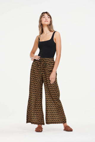 Deco palazzo pants tan